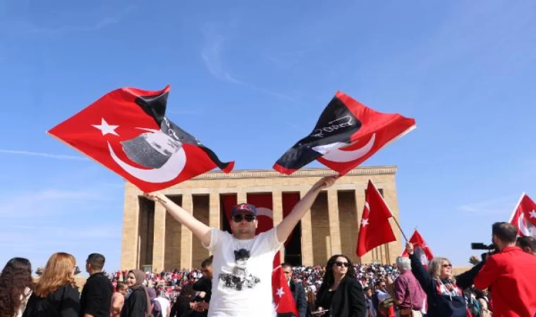 Cumhuriyet’in 100’üncü yılında Anıtkabir’de ziyaretçi rekoru