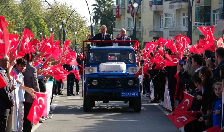 Cumhuriyetin kuruluşunun 100üncü yılı Orduda kutlandı