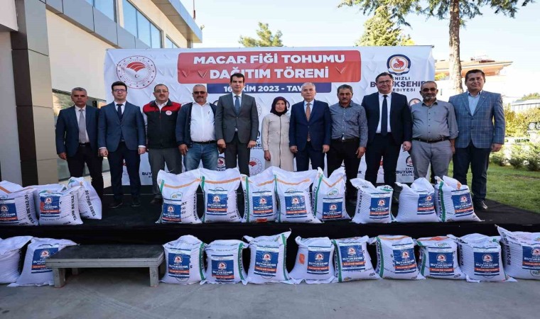 Denizlide 1460 üreticiye 146 ton Macar fiği tohumu dağıtılıyor