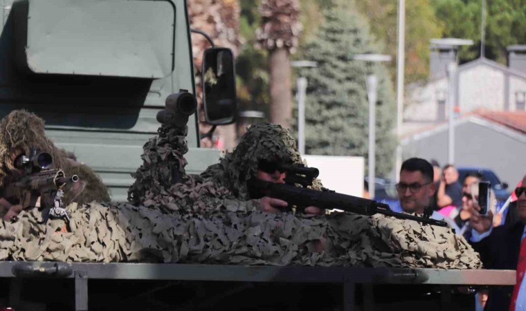 Denizlide 29 Ekim Cumhuriyet Bayramı coşkusu