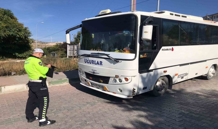 Dinarda okul servis araçlarına yönelik denetim