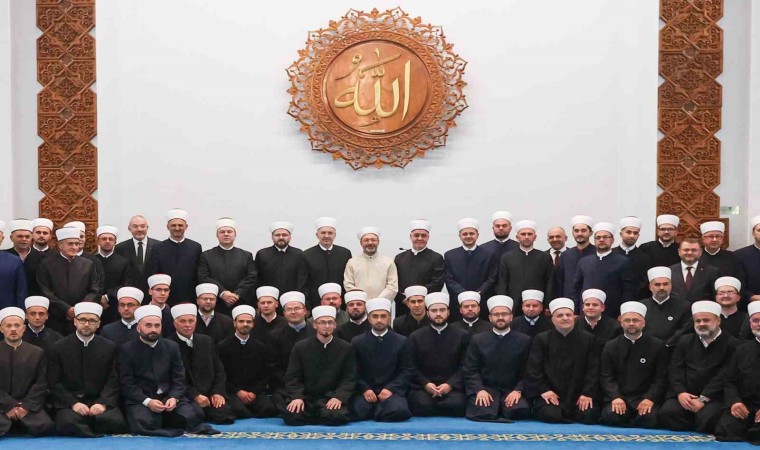 Diyanet İşleri Başkanı Erbaş: “Kuran-ı Kerime ve Resulünün sünnetine sarılarak yürümeye devam ediyoruz”