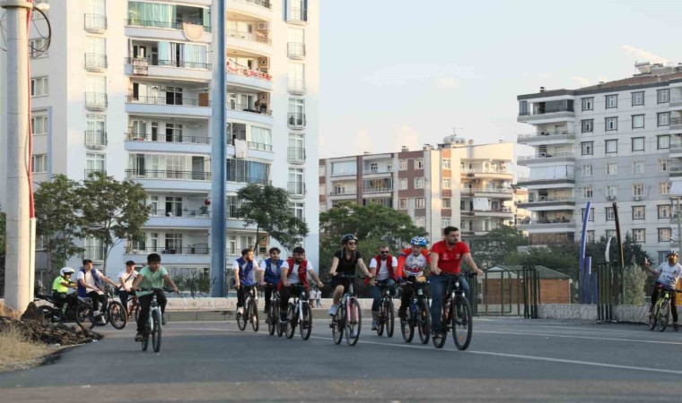 Diyarbakırda 150 sporcu sağlıklı yaşam için pedal çevirdi