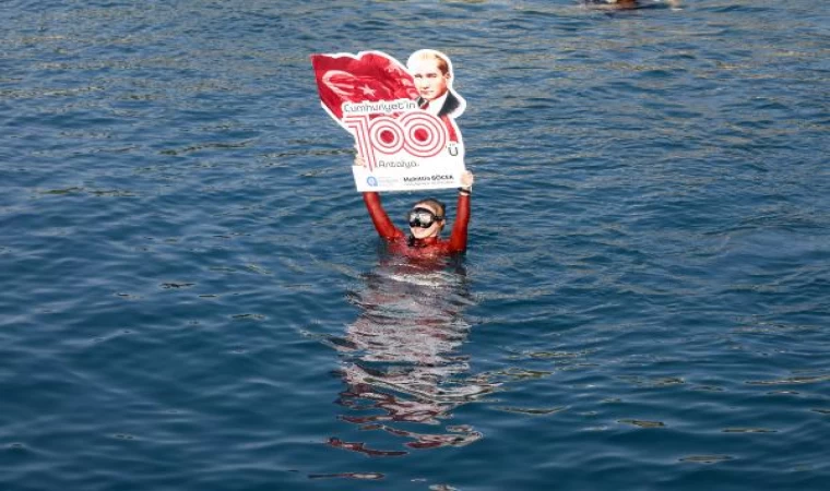 Dünya rekortmeni Ercümen’den 100’üncü yıla özel dalış