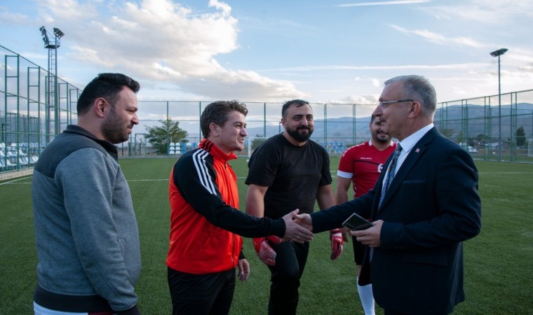 EBYÜde Cumhuriyetin 100ncü yılı etkinlikleri çerçevesinde futbol turnuvası