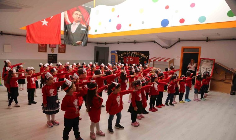 Efelerin Gündüz Bakımevlerinde Cumhuriyet Bayramı coşkusu