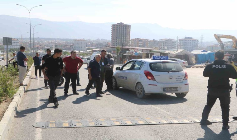 Ehliyet sınavında ilginç kaza: Sürücü adayı yaralandı