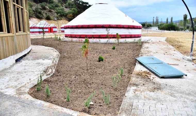 Emette Türk Otağı ve mesire alanına bin fidan dikilecek