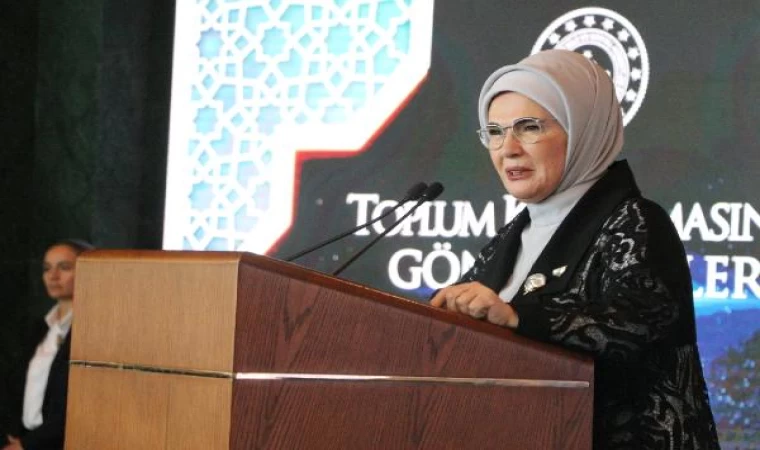 Emine Erdoğan: 25 depremzede bebeğimiz koruyucu ailelerini bekliyor