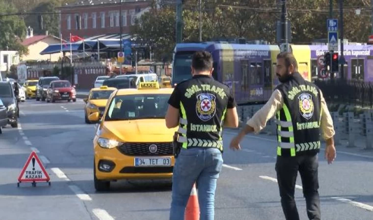 Eminönü’nde taksi denetimi: 3 bin 930 lira ceza kesildi