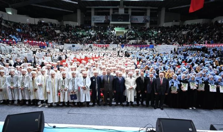 Erbaş: Hafızlarımızın eğitimlerini devam ettirip akademisyen olmaları bizim için çok önemli