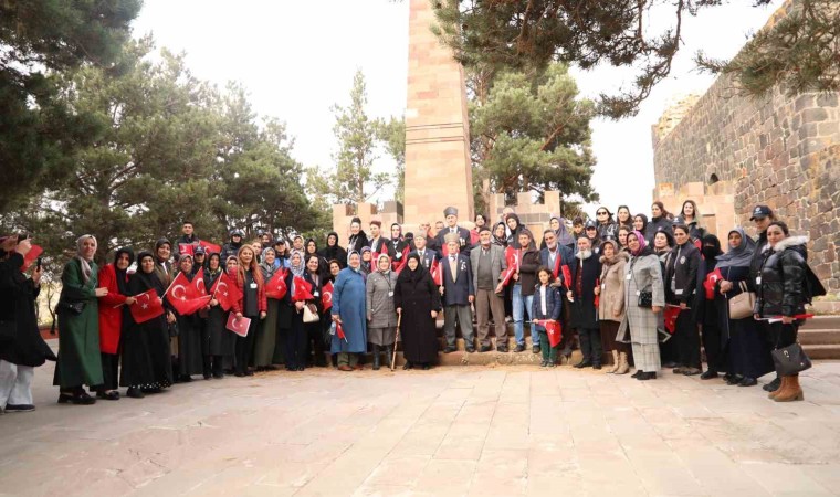 Erzurum Kent Konseyi Kadın Meclisinden Cumhuriyet kutlaması