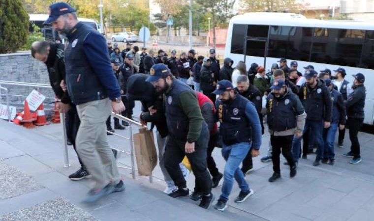 Erzurum merkezli 8 ilde siber dolandırıcılara operasyon; 43 gözaltı