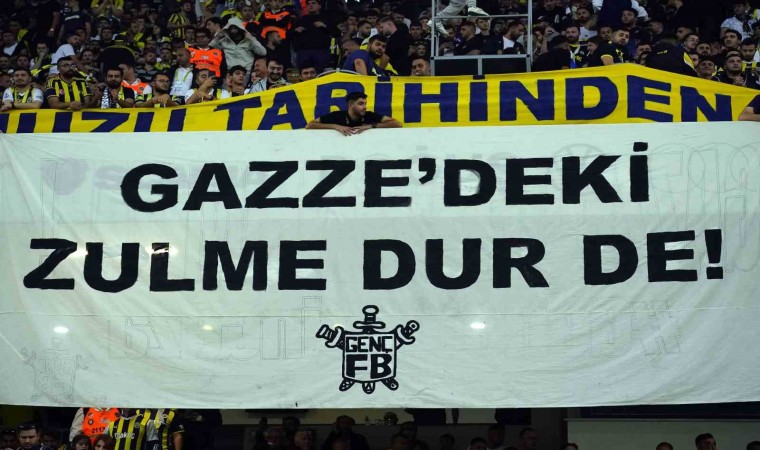 Fenerbahçe tribünlerinden Filistine destek