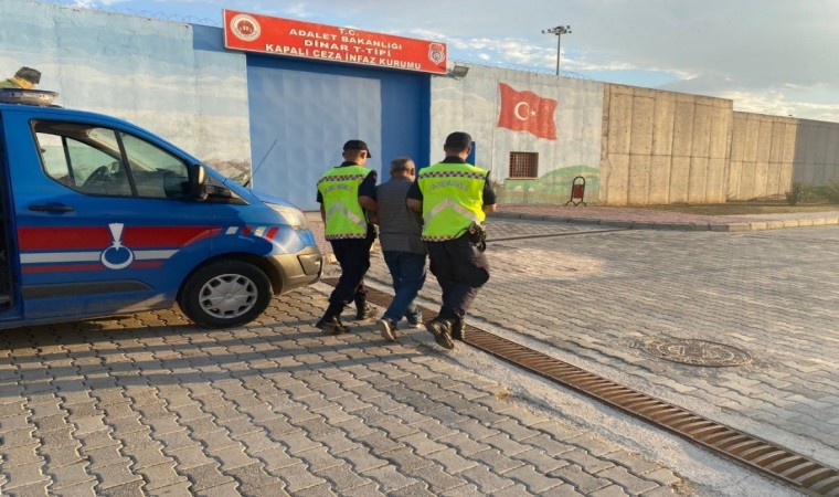 FETÖye üye olma suçundan aranan şahsı jandarma yakaladı