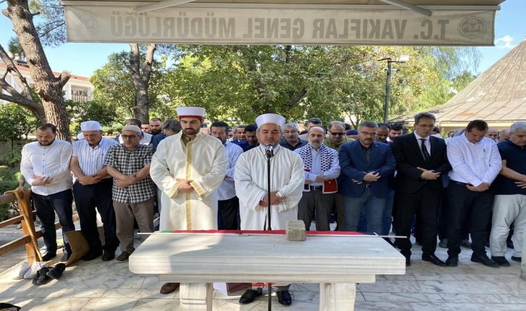 Filistinde hayatını kaybeden Müslümanlar için gıyabi cenaze namazı kılındı