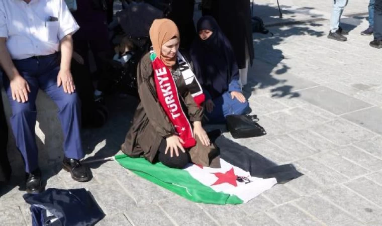 Filistin’de hayatını kaybedenler için gıyabi cenaze namazı kılındı