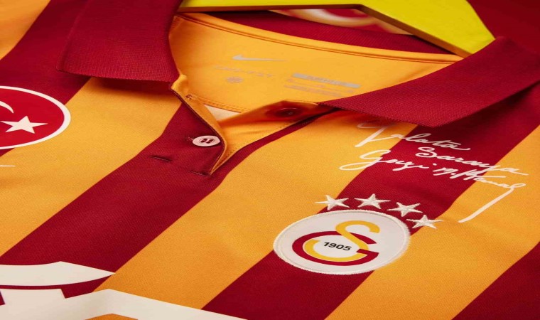 Galatasaraydan, Cumhuriyetin 100. yılına özel forma