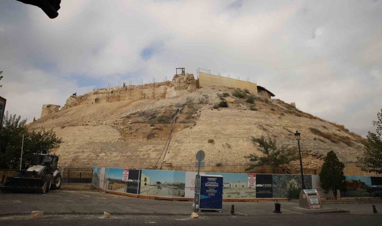 Gaziantep Kalesinde restorasyon çalışmaları devam ediyor