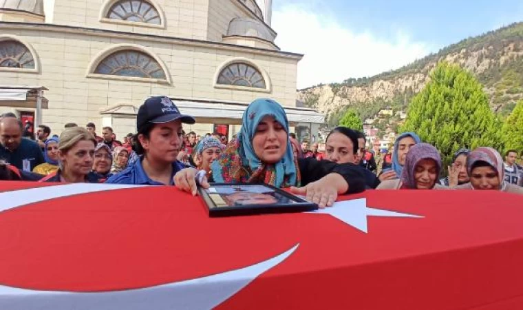 Gaziantep’te 1 polis şehit oldu (4)