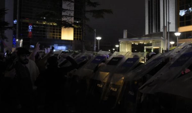 (Geniş Haber)- İsrail’in Gazze’de hastaneyi hedef alması İstanbul’da protesto edildi