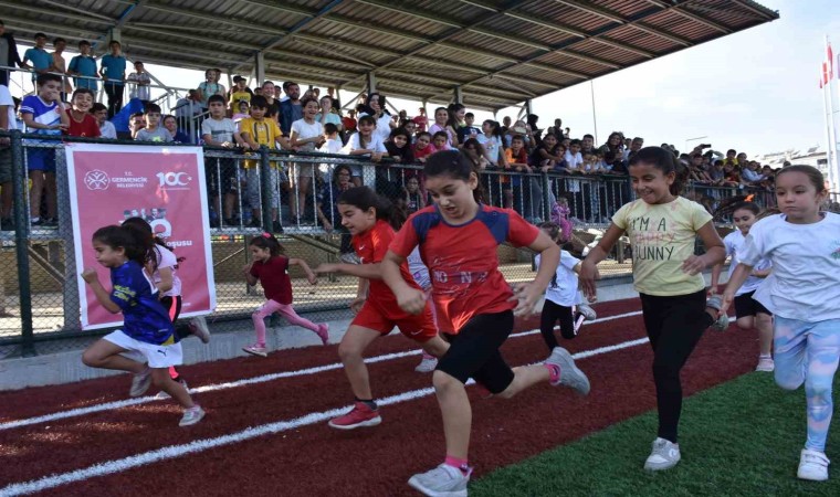 Germencikte Cumhuriyet Koşusu ilgi gördü