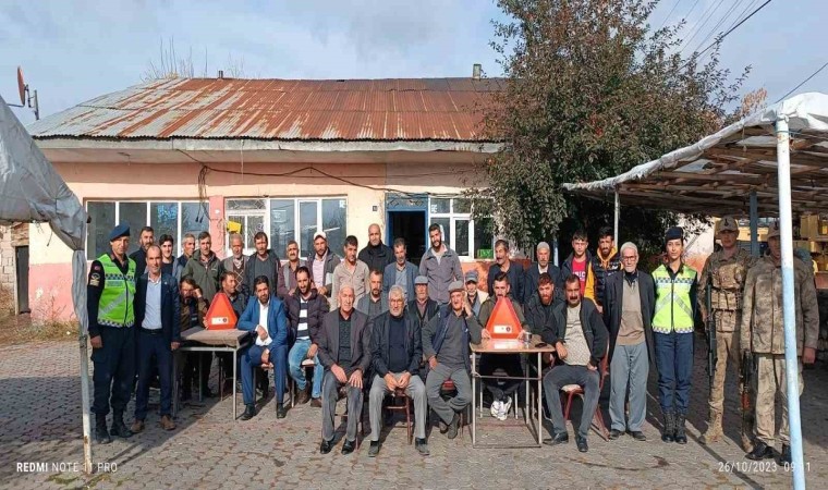 Gezici muayene istasyonu köy köy dolaştı