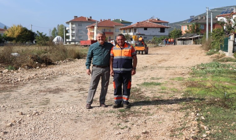 Gölpazarında sokaklar yeni yollarla birbirine bağlanıyor