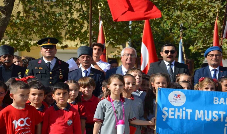 Gömeçte Cumhuriyet Bayramı kutlamaları başladı