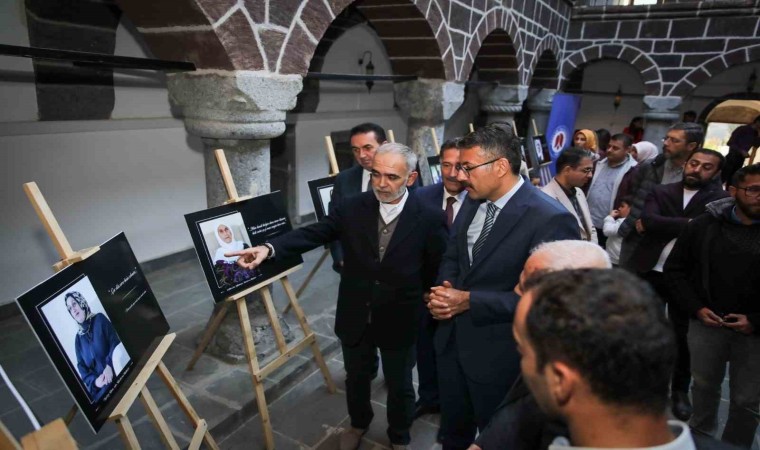 Hakkaride Üç Kuşak Hakkari fotoğraf sergisi açıldı