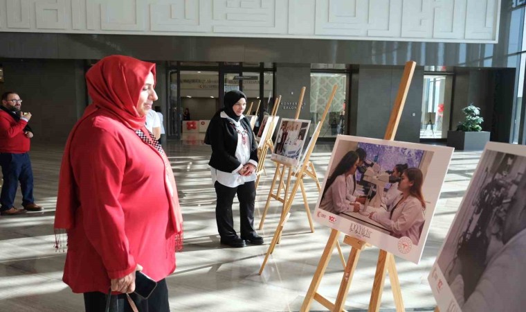 Hastane sınıfında eğitim gören çocukların 29 Ekim coşkusu