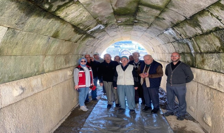 Huzur evi sakinleri antik kentte yürüyüş yaptı