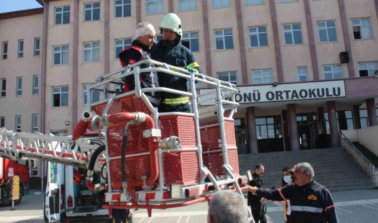 Iğdırda gerçeği aratmayan afet tatbikatı