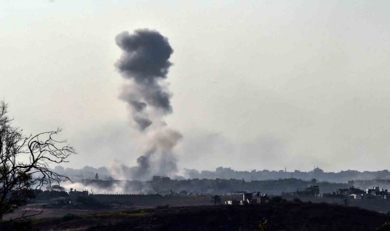 İsrail Gazzeyi aralıksız bombalıyor