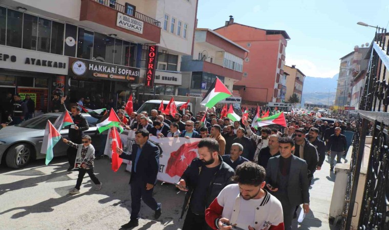 İsrailin Gazzedeki katliamları Van, Hakkari ve Bitliste protesto edildi