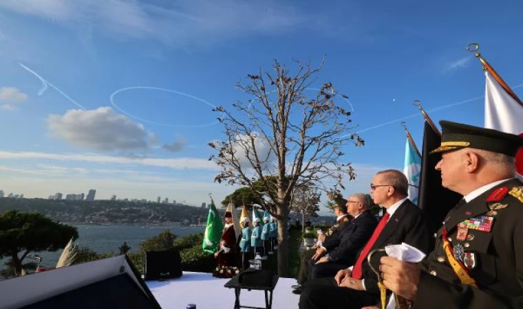 İstanbul Boğazı’nda Türk donanması coşkusu; Cumhurbaşkanı Erdoğan’a Çimariva selamı-1