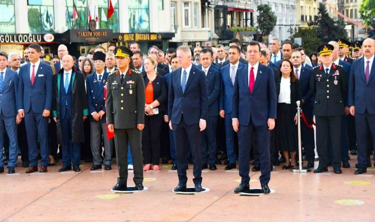 İstanbulun kurtuluşunun 100. yıl dönümü Taksimde kutlandı