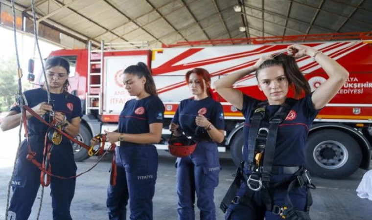 İtfaiyenin ’kadın gücü’, gittikleri görevlerde erkek sanılıyor