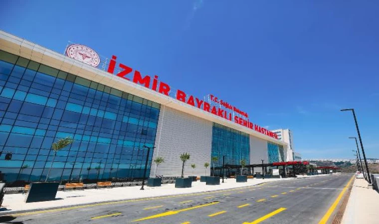 İzmir Şehir Hastanesi, hasta kabulüne başladı