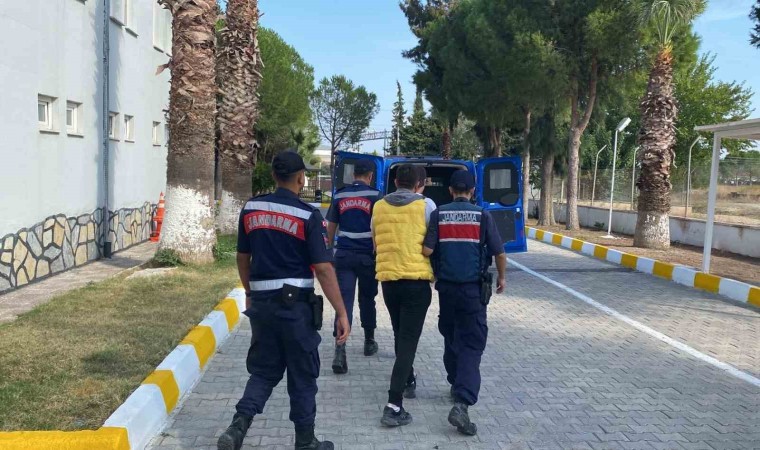 İzmirde 464 düzensiz göçmen yakalandı, 12 organizatör tutuklandı