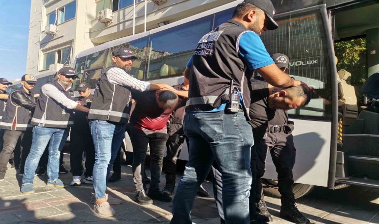 ‘Kafes Operasyonunun İzmir ayağında 10 kişi tutuklandı