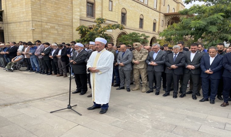 Kahramanmaraşta Filistinde hayatını kaybedenler için gıyabi cenaze namazı kılındı