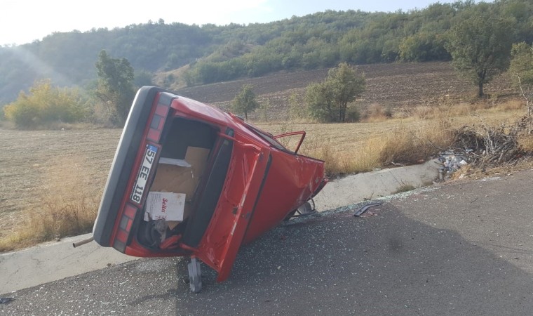 Kastamonuda takla atan otomobilde iki kişi yaralandı