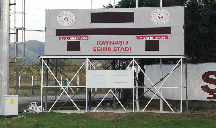 Kaynaşlı ilçe stadına onarım