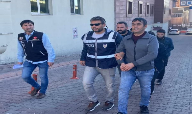 Kayseri’de 3 firari yakalandı