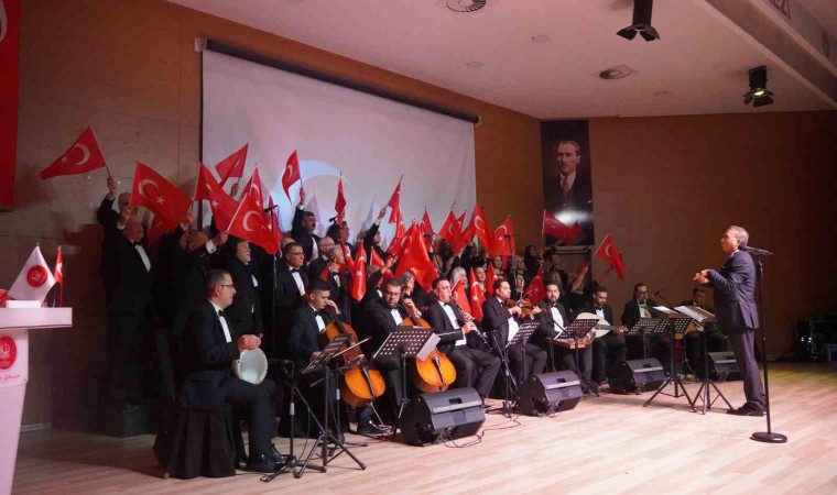 Keçiörende Atatürkün sevdiği eserlerle cumhuriyet coşkusu yaşandı