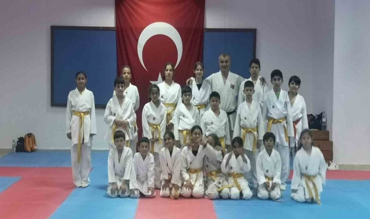 Kemer Belediyesi karate takımından 7 madalya