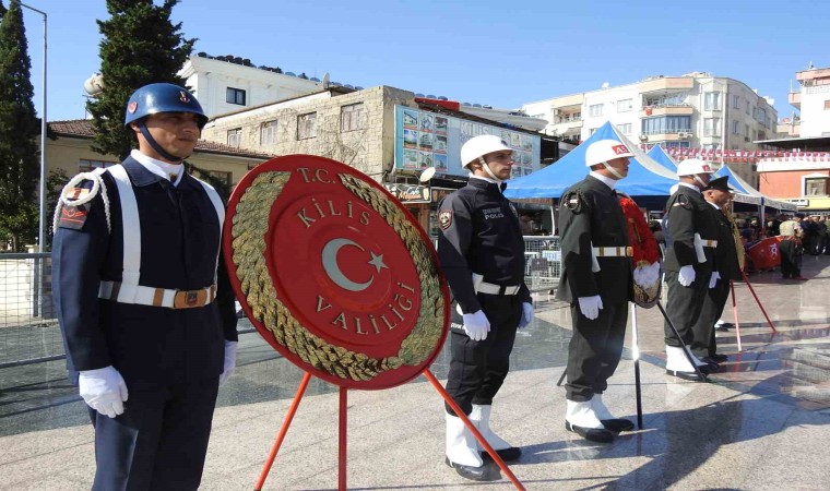 Kiliste 29 Ekim kutlamaları çelenk sunma töreniyle başladı