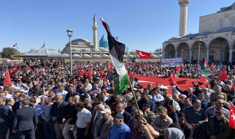 Konya ve Karamanda Filistinde hayatını kaybedenler için gıyabi cenaze namazı kılındı