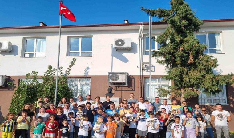 Köyceğizde 100. Yılında Cumhuriyet Satranç Turnuvası tamamlandı